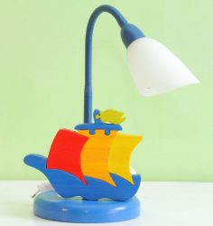 Hajó asztali lámpa 2 különböző színben