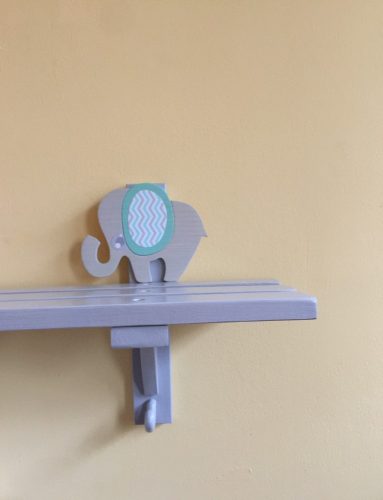 Szürke  színű polc 2 méretben 