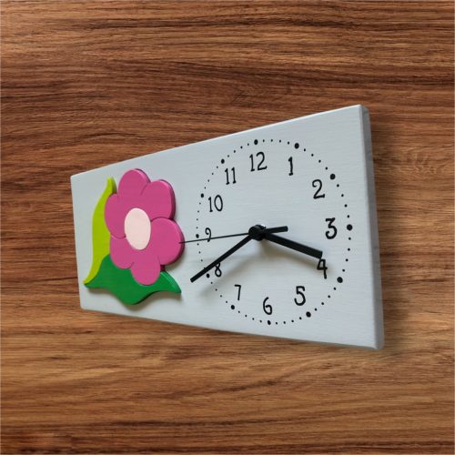 Virágos óra fából , szürke hátlappal