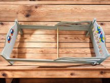   Gyerekágy fából, szürke alapon autó és repülő dísszel 2 féle méretben